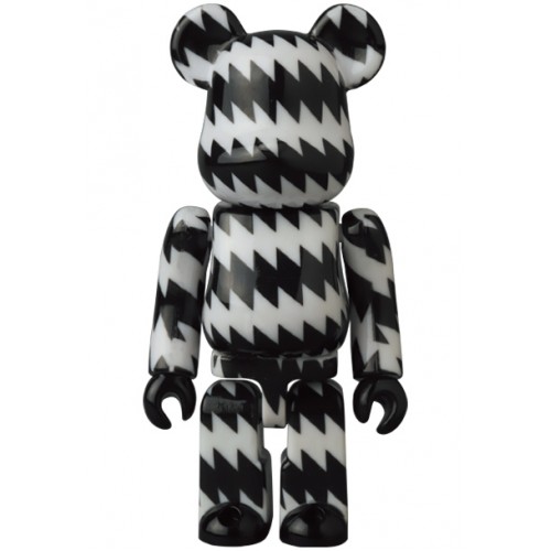 Bearbrick 100% series 42 - Artist Mint Design