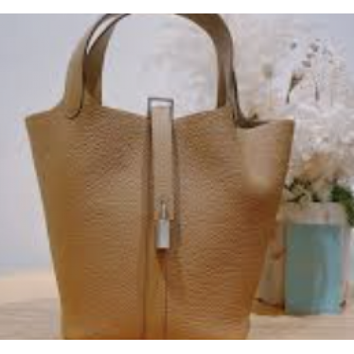 Hermes P18 餅乾色/ 銀扣/stamp T
